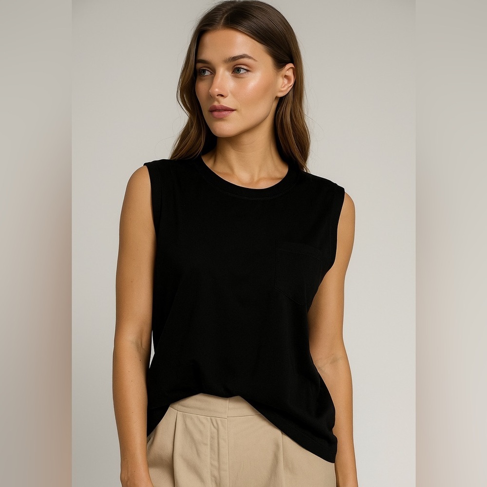 Old Navy Black Sleeveless Fitted Tank Top - Picture 9 of 10